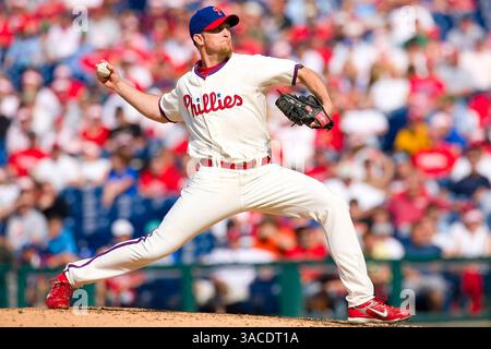4. Mai 2008: Philadelphia, Pennsylvania, USA - BRAD LIDGE #54 von Philadelphia Phillies wirft während des Spiels zwischen den San Francisco Giants und den Philadelphia Phillies im Citizens Bank Park in Philadelphia einen Platz. Die Phillies schlugen die Giants mit 6:5. (Bild: © Chris Szagola/Cal Sport Media/ZUMA Press) Stockfoto