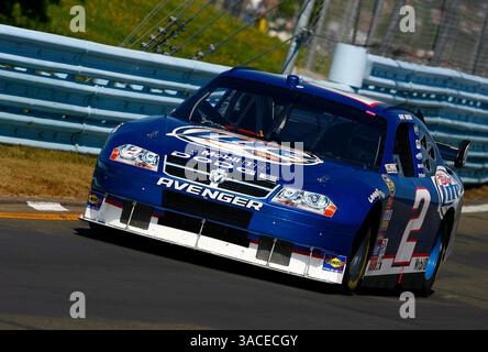 Kurt Busch verlässt Kurve 5 am Watkins Glen International während des Trainings für die Centurion Boats am Glen. (Kreditbild: © FOTOGRAF/Cal Sport Media) Stockfoto