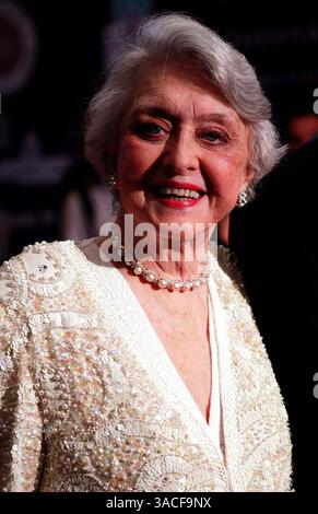 Januar 2005 - Hollywood, Kalifornien, USA - Celeste Holm - 2005 Palm Springs International Film Festival. Stockfoto
