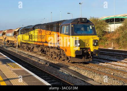 Colas Rail Freight Class 70 Diesellokomotive 70813, Westbury, Wiltshire, England, Großbritannien Stockfoto