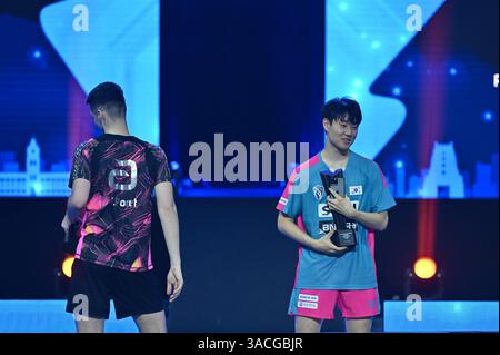 Chennai, Indien. 30. März 2025. Der 18-jährige Oh Jun-sung triumphierte in einem packenden Siebenspiel für Männer im Singles gegen den französischen Konkurrenten Thibault Poret Stockfoto