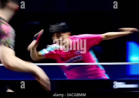 Chennai, Indien. 30. März 2025. Der 18-jährige Oh Jun-sung triumphierte in einem packenden Siebenspiel für Männer im Singles gegen den französischen Konkurrenten Thibault Poret Stockfoto