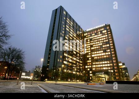 17. Januar 2006 - Berlin, DEUTSCHLAND - die Axel Springer AG ist einer der größten Zeitungsverlage in Europa mit mehr als 150 Zeitungen und Zeitschriften in über 30 Ländern, darunter mehrere Mittel- und osteuropäische Länder: Ungarn, Polen, Tschechien, Russland und westeuropäische Länder: Deutschland, Frankreich, Spanien, Schweiz, mehr als 10.000 Mitarbeiter mit Jahresumsätzen und Einnahmen in Höhe von einer Milliarde Euro (Credit Image: Keystone Pressedienst/ZUMAPRESS.com) Stockfoto