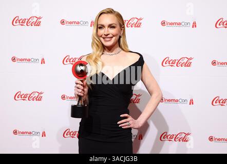 Las Vegas, USA. April 2025. Lindsay Lohan bei der CinemaCon 2025 – Big Screen Achievement Awards, die am 3. April 2025 im Colosseum im Caesars Palace in Las Vegas, Nevada, stattfanden © JPA/AFF-USA.com Credit: AFF/Alamy Live News Stockfoto