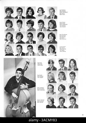 Das Jahrbuch „Antler“ der Minnehaha Academy 1968 enthält Highlights aus dem Schuljahr 1967-1968 und konzentriert sich auf Schüler, Lehrer, Leichtathletik und Vereine. Stockfoto