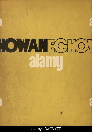 Das Jahrbuch „Echowan“ 1972 der St. Louis Park High School bietet einen Schnappschuss des Schuljahres 1971-1972, einschließlich Porträts von Schülern, Lehrkräften und Sportteams sowie wichtigen Schulveranstaltungen. Stockfoto