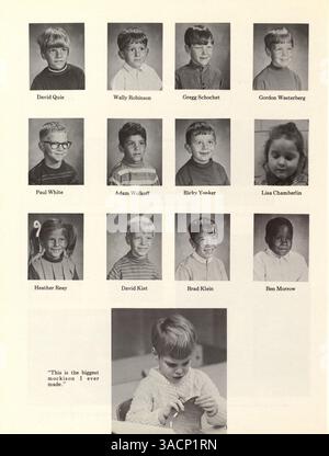 Dieses Mustang Jahrbuch von der Breck School 1970 bietet eine umfassende Aufzeichnung des Schuljahres, einschließlich Porträts von Schülern, Mitarbeitern und Höhepunkten akademischer, sportlicher und außerschulischer Aktivitäten. Stockfoto