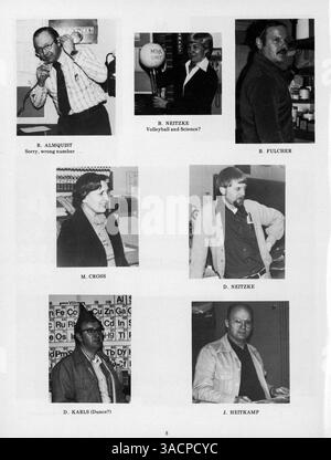 Dieses Jahrbuch 1978 von Minnetonka East Jr. High erfasst bedeutende Schulveranstaltungen, darunter Schüler, Dozenten, Vereine, Sport, und Aktivitäten aus dem Schuljahr 1977-1978. Stockfoto