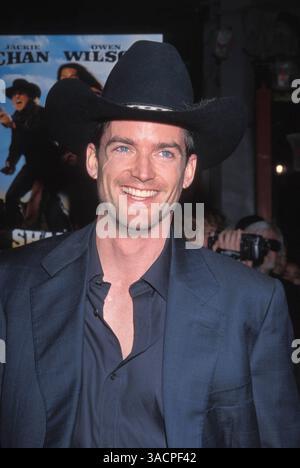 23. Mai 2000 - Hollywood, Kalifornien, USA - Regisseur TOM DEY bei der Shanghai Noon Premiere. (Bild: © Kathy Hutchins/ZUMA Press) Stockfoto