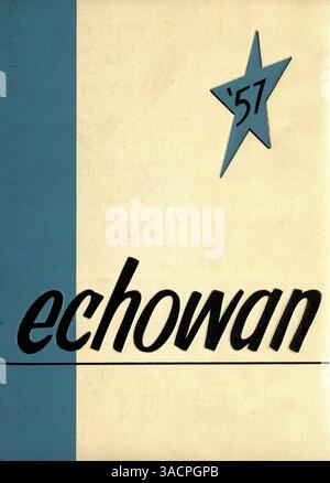 Das Jahrbuch der St. Louis Park High School 1957 mit dem Titel Echowan '57 dokumentiert die Schüler, Lehrer, Clubs, leichtathletik und andere Veranstaltungen aus dem Schuljahr 1957-1958, die die Erinnerungen an das Studentenleben bewahren. Stockfoto