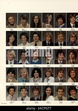 Das Jahrbuch der Robbinsdale High School von 1982 bietet einen detaillierten Einblick in das Leben der Schüler, die Lehrkräfte, die Leichtathletik und die wichtigsten Ereignisse des Schuljahres 1981-1982 in Robbinsdale, Minnesota. Stockfoto