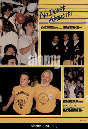 Dieses Jahrbuch der Highschool von 1986 dokumentiert die Menschen, Veranstaltungen und Aktivitäten an der Kennedy High, einschließlich Schüler- und Lehrerprofile, Vereine, Sport und Highlights aus dem Schuljahr 1985-1986. Stockfoto