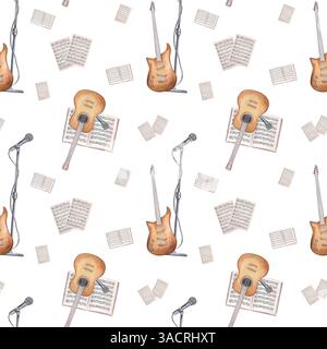 Aquarellmusikalische Streichinstrumente, Notenblätter und Mikrofon auf Ständer nahtloses Muster isolierter Hintergrund. Das Zubehör für Gitarrenkonzerte ist reich Stockfoto
