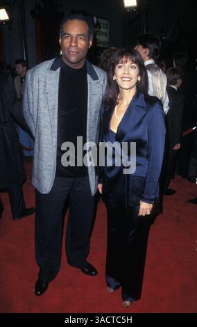 November 1996; Los Angeles, CA, USA; Schauspieler MICHAEL DORN bei der Premiere von Star Trek First Contact. (Bild: Jonathan Alcorn/ZUMAPRESS.com) Stockfoto