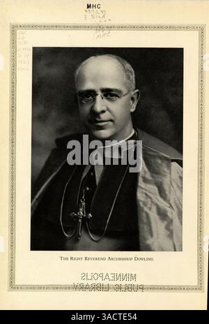 Das Jahrbuch „Dayesye“ 1923 der St. Margaret's Academy spiegelt das pädagogische und außerschulische Leben der Studenten während des akademischen Jahres 1922-1923 wider. Stockfoto