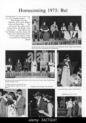 Das Jahrbuch „Villager“ 1976 der St. Anthony Village High School dokumentiert die Ereignisse des Schuljahres 1975-1976, das Leben der Schüler, die Clubs und die sportlichen Aktivitäten. Stockfoto