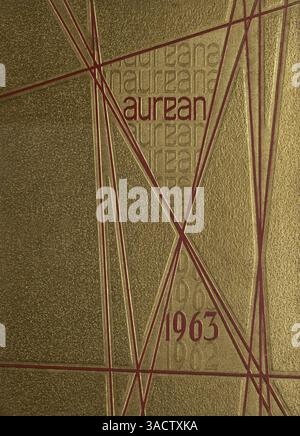 Das Jahrbuch „Aurean“ 1963 der Richfield High School zeigt Schüler, Lehrer, Leichtathletik, Vereine und wichtige Veranstaltungen aus dem Schuljahr 1962-1963. Stockfoto