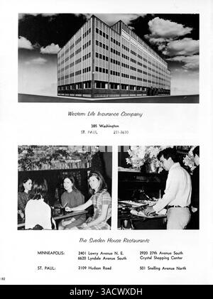 Das Jahrbuch „Antler“ der Minnehaha Academy 1968 zeigt die Höhepunkte des Schuljahres 1967-1968, darunter Leichtathletik, Schülerleistungen, Vereine und Beteiligung an den Lehrkräften. Stockfoto