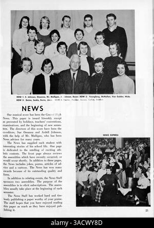 Dieses Centralian Yearbook 1954 erfasst die akademischen und außerschulischen Erfahrungen der Central High-Schüler und hebt wichtige Momente aus dem Schuljahr 1953-1954 hervor. Afroamerikanische Beiträge sind in den historischen Aufzeichnungen der Schule zu finden. Stockfoto