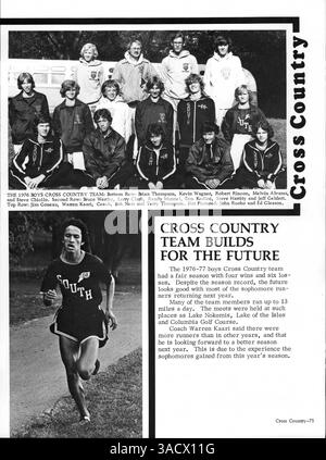 Das Tiger Yearbook 1977 von der South High School dokumentiert das Schuljahr 1976-1977 mit athletischen, Studentenclubs, Lehrkräften und afroamerikanischen Kulturbeiträgen. Stockfoto