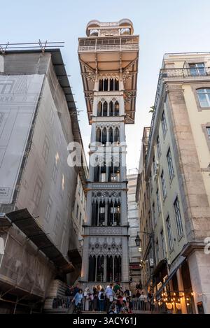 Lisboa, Portugal, das berühmte Elevador de Santa Justa im Stadtteil Bairro Alto in Lissabon, Portugal Stockfoto