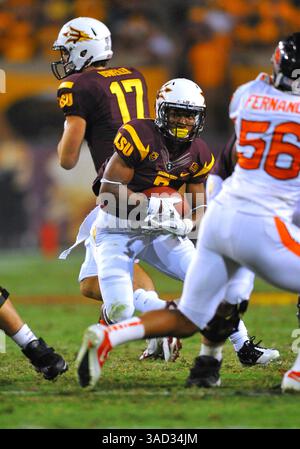 Oktober 2011 . Arizona State Sun Devils Wide Receiver Kyle Middlebrooks (7) läuft mit dem Ball während eines Spiels zwischen den Oregon State Beavers und den Arizona State Sun Devils im Sun Devil Stadium in Tempe, Arizona. Arizona State gewinnt 35:20. Manny Flores/CSM(Credit Image: © Manny Flores/Cal Sport Media/ZUMAPRESS.com) Stockfoto