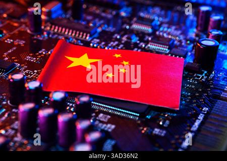 Flagge von China auf Computerchip Stockfoto