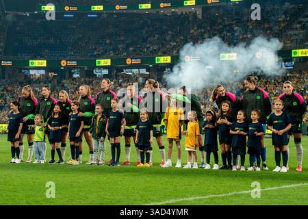 Sydney, Australien. April 2025. Sydney, Australien, 4. April 2025: Spieler Australiens treten während des internationalen Freundschaftsspiels zwischen Australien und Korea im Allianz Stadium in Sydney an. (NOE Llamas/SPP) Credit: SPP Sport Press Photo. /Alamy Live News Stockfoto