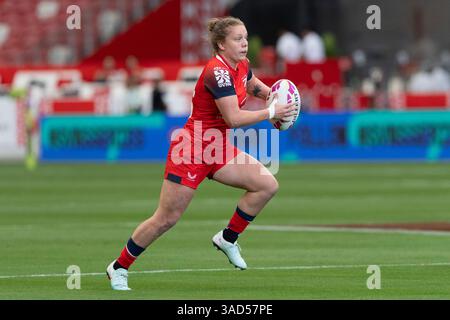 Singapur National Stadium, Singapur. April 2025. HSBC International Rugby Sevens Singapore Day 1; Alicia Maude aus Großbritannien läuft mit dem Ball Credit: Action Plus Sports/Alamy Live News Stockfoto