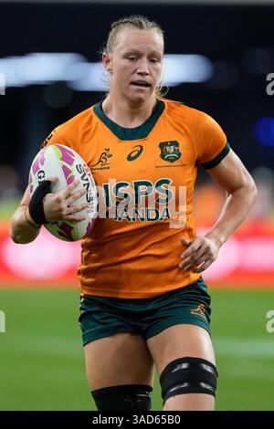 Singapur National Stadium, Singapur. April 2025. HSBC International Rugby Sevens Singapur Day 1; Maddison Levi aus Australien versucht gegen Japan. Credit: Action Plus Sports/Alamy Live News Stockfoto