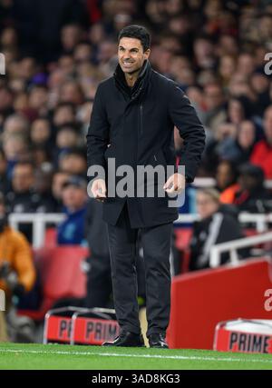 London, Großbritannien. April 2025. Arsenal gegen Fulham - Premier League - Emirates Stadium. Arsenal Manager Mikel Arteta. Bildnachweis: Mark Pain / Alamy Live News Stockfoto