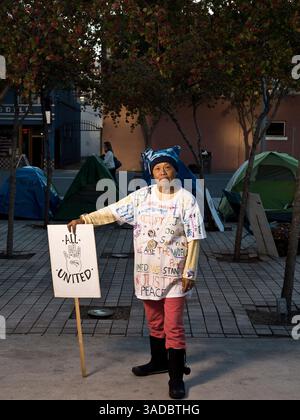 9. November 2011 - San Jose, Kalifornien, USA - CHRISTY at Occupy San Jose. (Kreditbild: © David I. Gross/zReportage.com/ZUMA) Stockfoto
