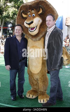 WESTWOOD, KALIFORNIEN - 26. OKTOBER 2008: Tom McGrath bei der Premiere von Madagascar: Escape 2 Africa, die am 26. Oktober 2008 im Mann Village Theater in Westwood, USA stattfand. Stockfoto
