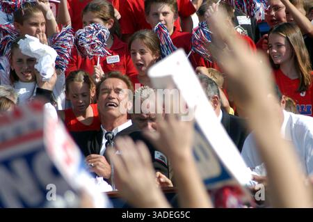 Oktober 2003; Bakersfield, CA, USA; ARNOLD bei der Kundgebung in Bakersfield. . (Bild: Catherine Bauknight/ZUMAPRESS.com) Stockfoto