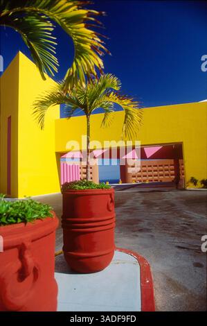 Nov 27, 2002; Cabo San Lucas, MEXIKO; das Westin Regina Hotel in Cabo San Lucas ist ein Genuss für unterernährte Augen, die Farbe brauchen. (Bild: Larry Dunmire/ZUMAPRESS.com) Stockfoto