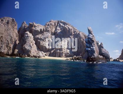 Nov 27, 2002; Cabo San Lucas, MEXIKO; es gibt viele Felsformationen in Cabo San Lucas, Baja Peninsula, Mexiko. (Bild: Larry Dunmire/ZUMAPRESS.com) Stockfoto