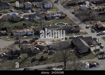 29. Februar 2012 - Harrisburg, Illinois, USA - Luftaufnahme von Harrisburg, Illinois, nach einem Tornado am Mittwoch, bei dem mindestens 6 Menschen ums Leben kamen. (Bild: © Abel Uribe/Chicago Tribune/MCT/ZUMAPRESS.com) Stockfoto