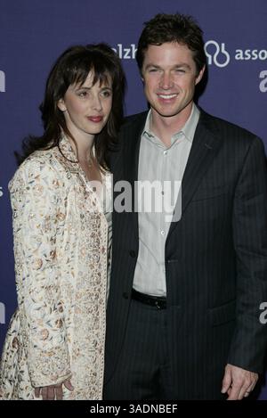 März 2005; Beverly Hills, CA, USA; ERIC CLOSE bei der 13. jährlichen 'A Night at Sardi' Celebrity-Spendenaktion der Alzheimer's Association und Abendessen im Beverly Hilton. (Bild: Phil Han/ZUMAPRESS.com) Stockfoto
