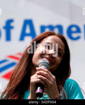 31. Juli 2008 - New York, New York, USA - SIERRA BOGGESS aus dem broadway-Musical „The Little Mermaid“ tritt im bryan Park im Rahmen einer Reihe von kostenlosen Mittagskonzerten auf (Credit Image: Luiz Rampelotto/ZUMAPRESS.com) Stockfoto