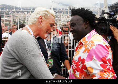 Brigitte Nielsen (Bild: Sutton Motorsports/ZUMAPRESS.com) Stockfoto