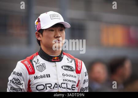 TSUNODA Yuki (Jap), Red Bull Racing RB21, Porträt, während des Formel 1 Lenovo Japanese Grand Prix 2025, 3. Runde der FIA Formel 1 Weltmeisterschaft 2025 vom 4. Bis 6. April 2025 auf dem Suzuka Circuit in Suzuka, Japan Stockfoto