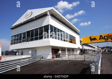 Paddock Club...Formel-1-Weltmeisterschaft, Rd 11, großer Preis von Ungarn, Vorbereitungen, Budapest, Ungarn, Donnerstag, 31. Juli 2008 (Bild: Sutton Motorsports/ZUMAPRESS.com) Stockfoto