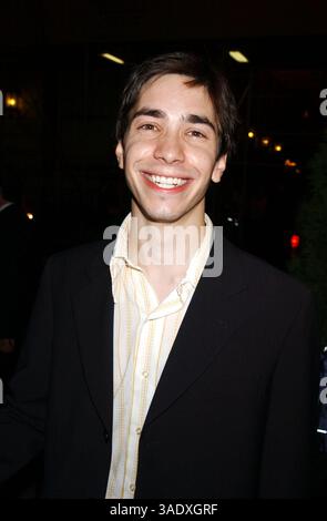 September 2003; New York, NY, USA; JUSTIN LONG bei der New Yorker Sondervorführung von 'Anything Else' im Pariser Theater. (Bild: Dan Herrick/ZUMAPRESS.com) Stockfoto