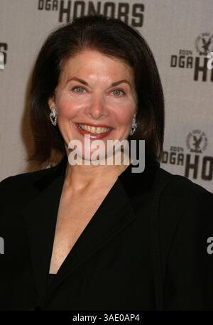 September 2004; New York, NY, USA; SHERRY LANSING bei der Ankunft der 5. jährlichen DGA-Auszeichnungen im Waldorf Astoria Hotel... (Bild: Nancy Kaszerman/ZUMAPRESS.com) Stockfoto