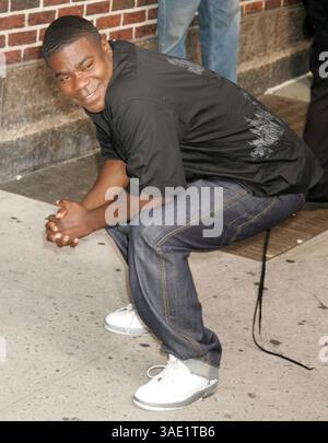 25. August 2008 – New York, NY, USA – Schauspieler TRACY MORGAN posiert für Fotos bei seinem Auftritt in The Late Show with David Letterman im Ed Sullivan Theater (Bild: Nancy Kaszerman/ZUMAPRESS.com) Stockfoto