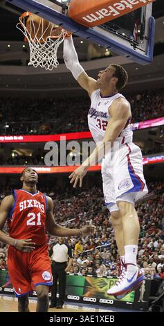10. Februar 2012 - Philadelphia, PA, USA - die Los Angeles Clippers' Blake Griffin im zweiten Quartal gegen die Philadelphia 76ers im Wells Fargo Center in Philadelphia, Pennsylvania, am Freitag, den 10. Februar 2012. Die Clippers haben die Sixers gekantet, 78-77. (Bild: © Ron Cortes/Philadelphia Inquirer/MCT/ZUMAPRESS.com) Stockfoto