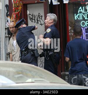 Am 3. Juli 2008 filmt der New Yorker Schauspieler Richard Gere eine Kampfszene für den neuen Film „Brooklyn's Finest“ am 3. Juli 2008 in Brooklyn, NY (Credit Image: Sharkpixs/ZUMAPRESS.com) Stockfoto