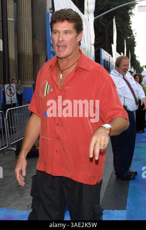 Oktober 2001; Los Angeles, CA, USA; Schauspieler DAVID HASSELHOFF bei der Premiere von „Monsters Inc.“. (Bild: Lisa O'Connor/ZUMAPRESS.com) Stockfoto