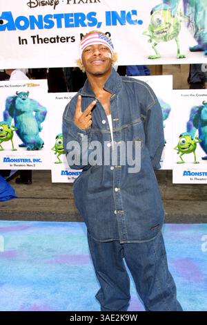 Oktober 2001; Los Angeles, CA, USA; Sänger SISQO bei der Premiere von „Monsters Inc.“. (Bild: Lisa O'Connor/ZUMAPRESS.com) Stockfoto