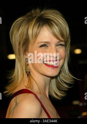 Dezember 2003; Hollywood, Kalifornien, USA; Schauspielerin KATHRYN MORRIS bei der „Paycheck“-Weltpremiere im Mann Chinese Theater. (Bild: Lisa O'Connor/ZUMAPRESS.com) Stockfoto
